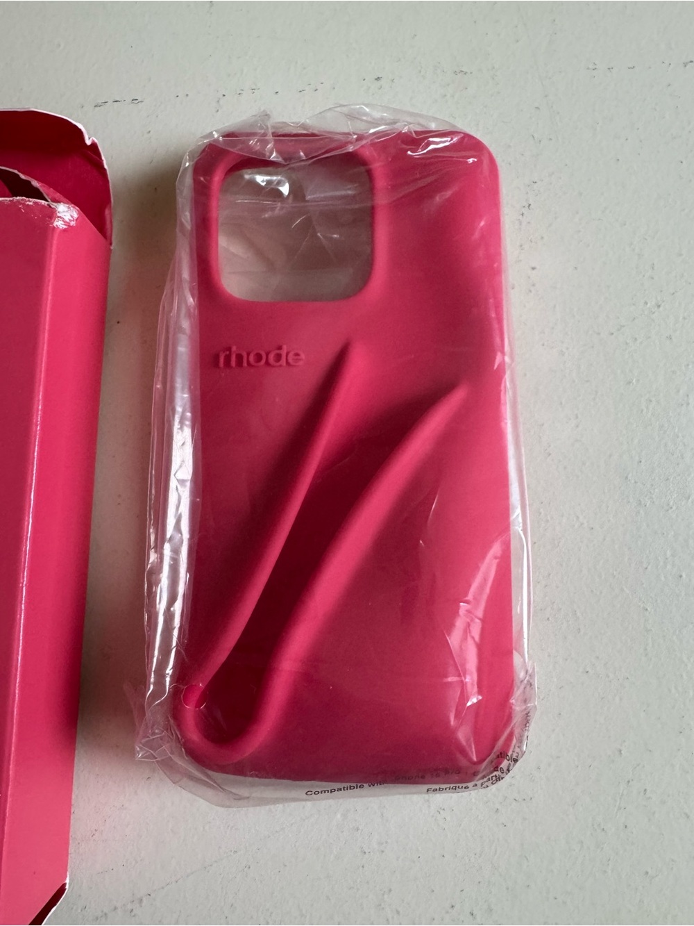 rhode Pink Lip Case for iPhone 15 Pro | Unused in Box 💞